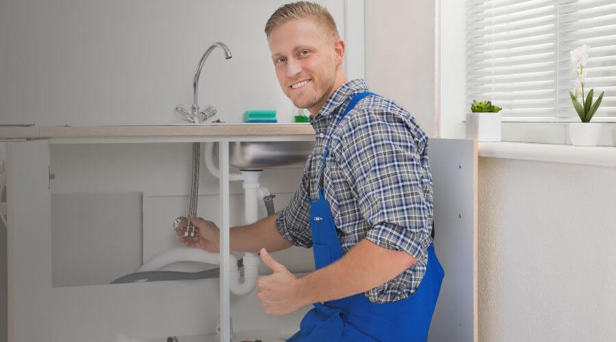 Expert burst pipe repair services in Newaygo, MI
